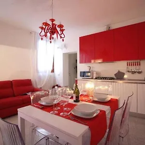 Ca' Fiordaliso Apartment